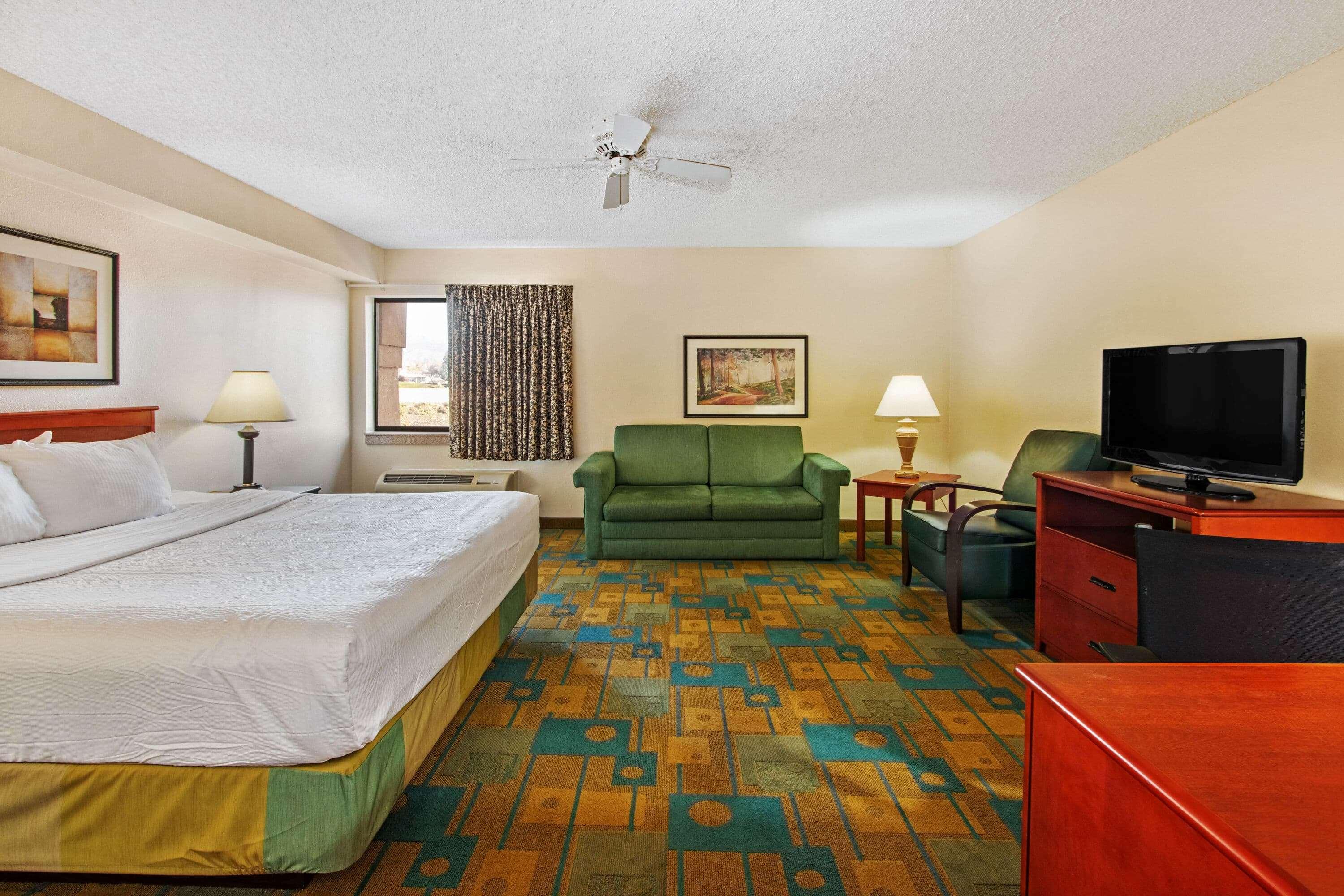 Hotel La Quinta by Wyndham Albuquerque Journal Ctr NW Extérieur photo