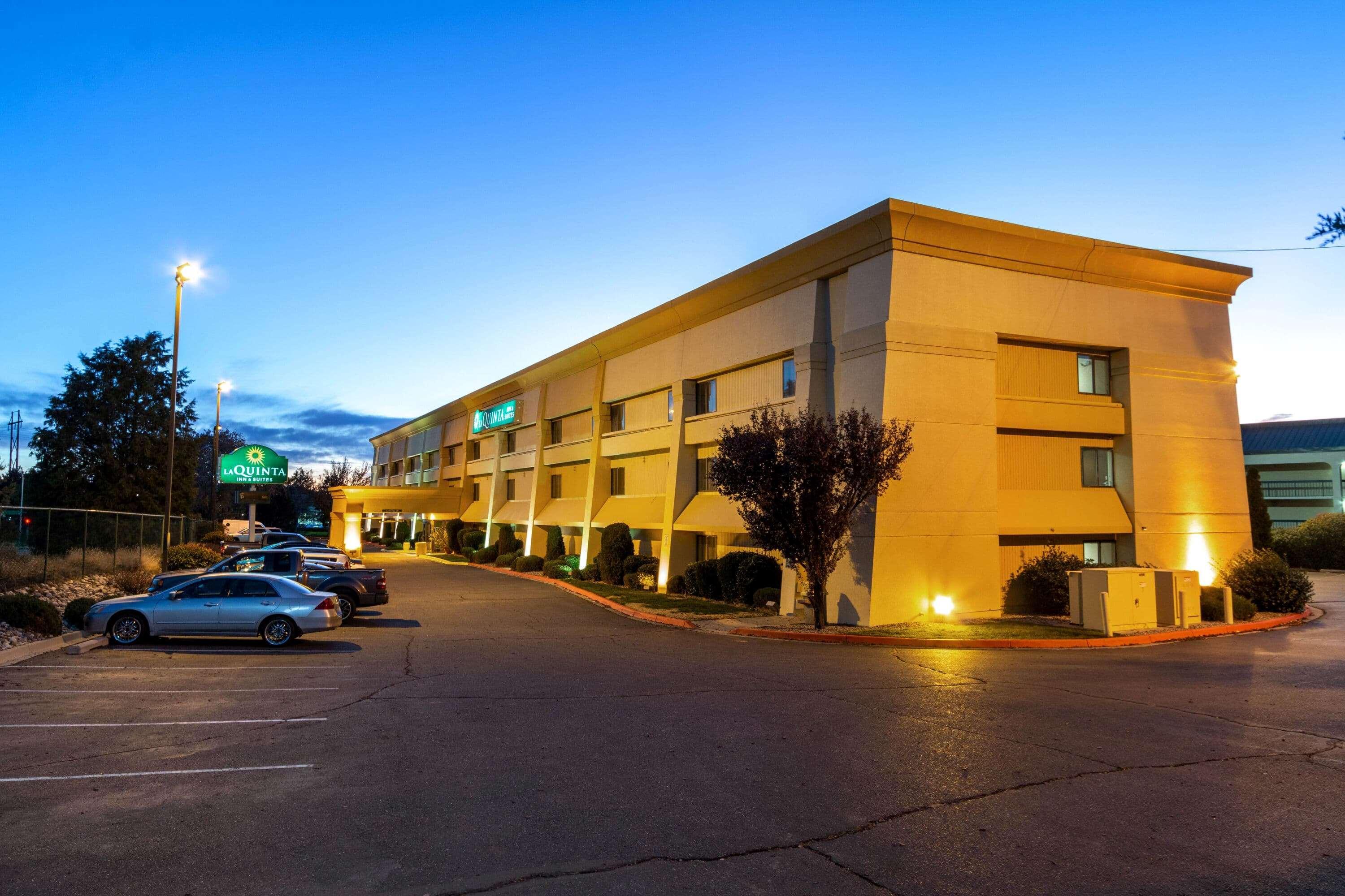 Hotel La Quinta by Wyndham Albuquerque Journal Ctr NW Extérieur photo