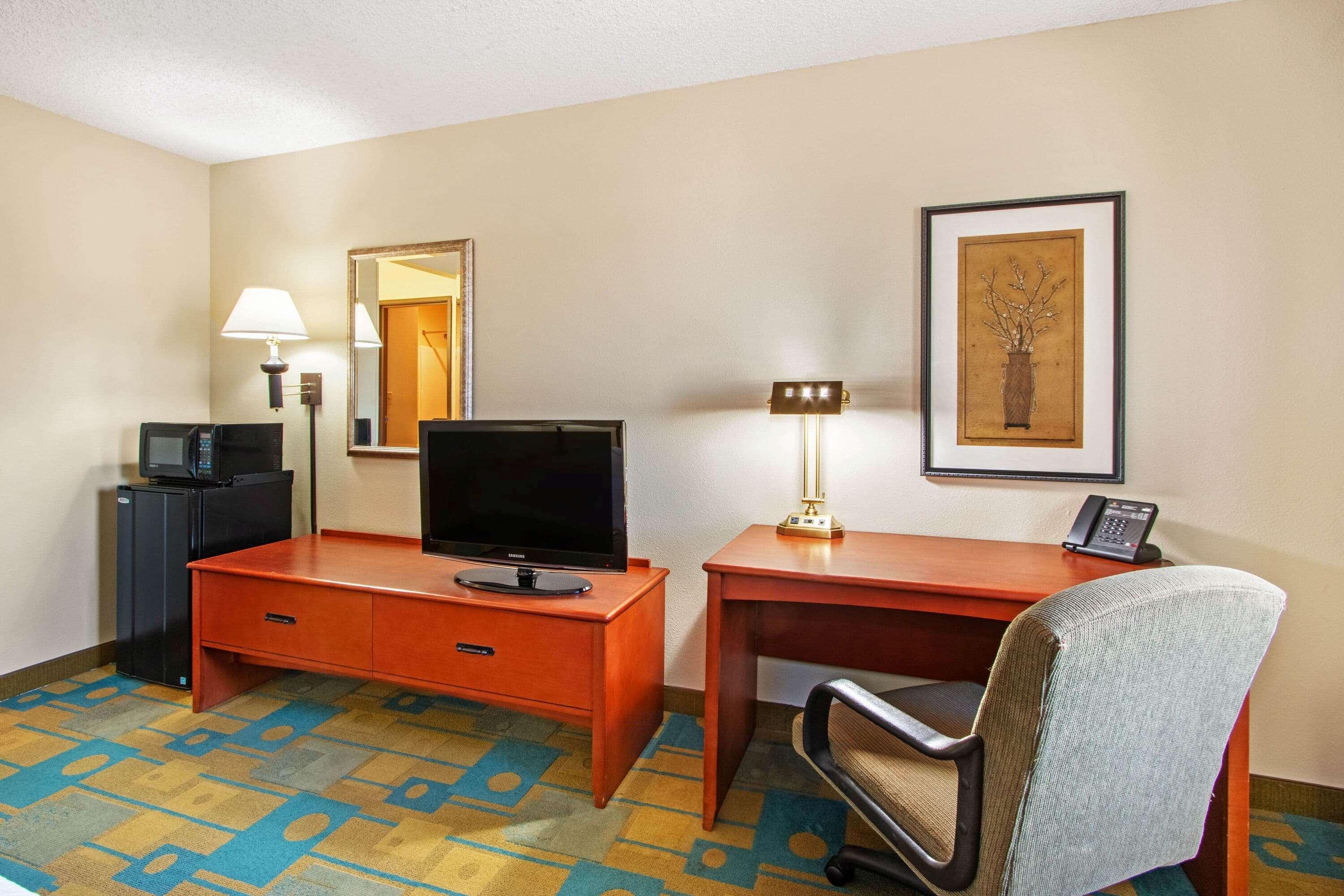 Hotel La Quinta by Wyndham Albuquerque Journal Ctr NW Extérieur photo